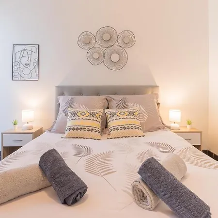 Aux Portes De Bordeaux Le Compostelle Mindurguest פסאק